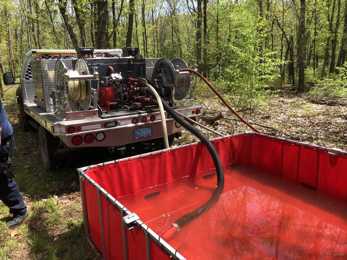 HopkintonFire's tweet image. B-6, B-11, C-2 are assisting Milford Fire with a large brush fire on Haven Street. #dryconditions @MilfordFire2140