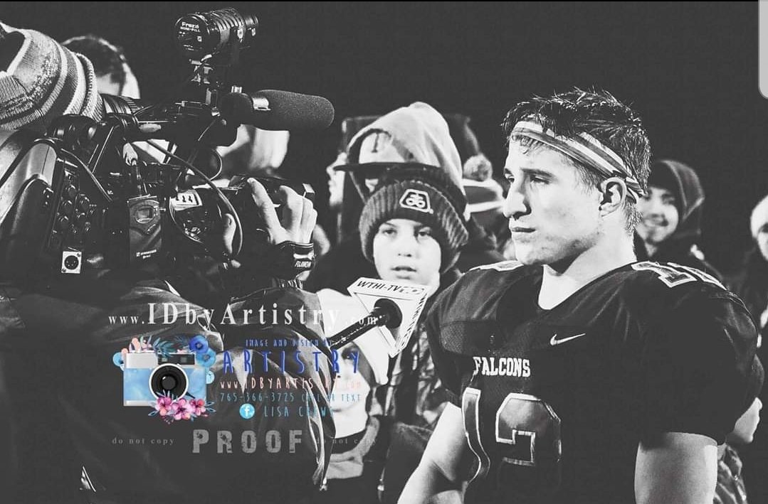 NVFbaseball's tweet photo. NV SENIOR NIGHT

Senior #5 Wyatt Reynolds 
@wy_reyn12 

Wyatt was 2 year starter on the baseball and football teams. He played OF and some IF for the Falcons.  His competitive drive inspires all his teammates to always give their best effort!

Congrats Wyatt! https://t.co/CrQZXiFQuK