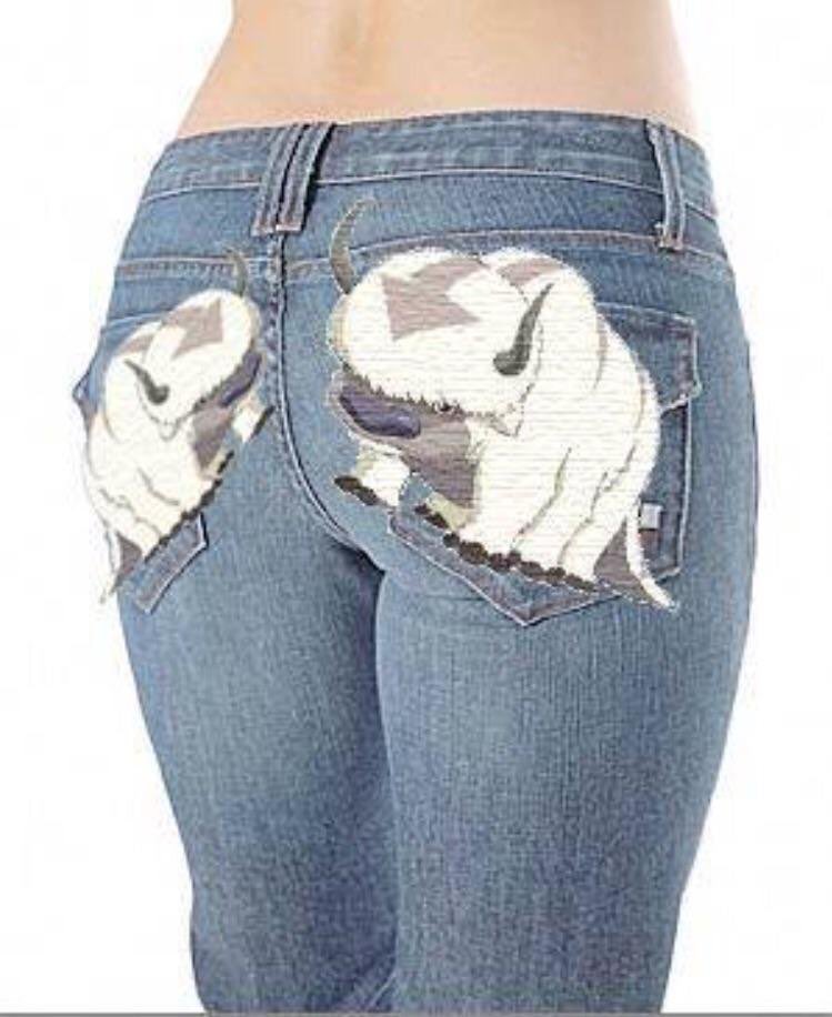weebpalace's tweet image. SHAWTY HAD THEM APPA BOTTOM JEANS