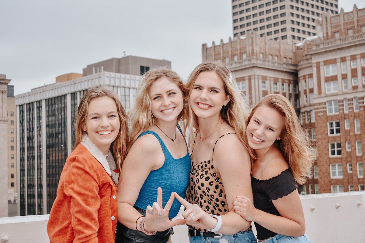 OkState_KD's tweet photo. Happy #AOTuesday everyone🦋 https://t.co/uMk5I8A9NW