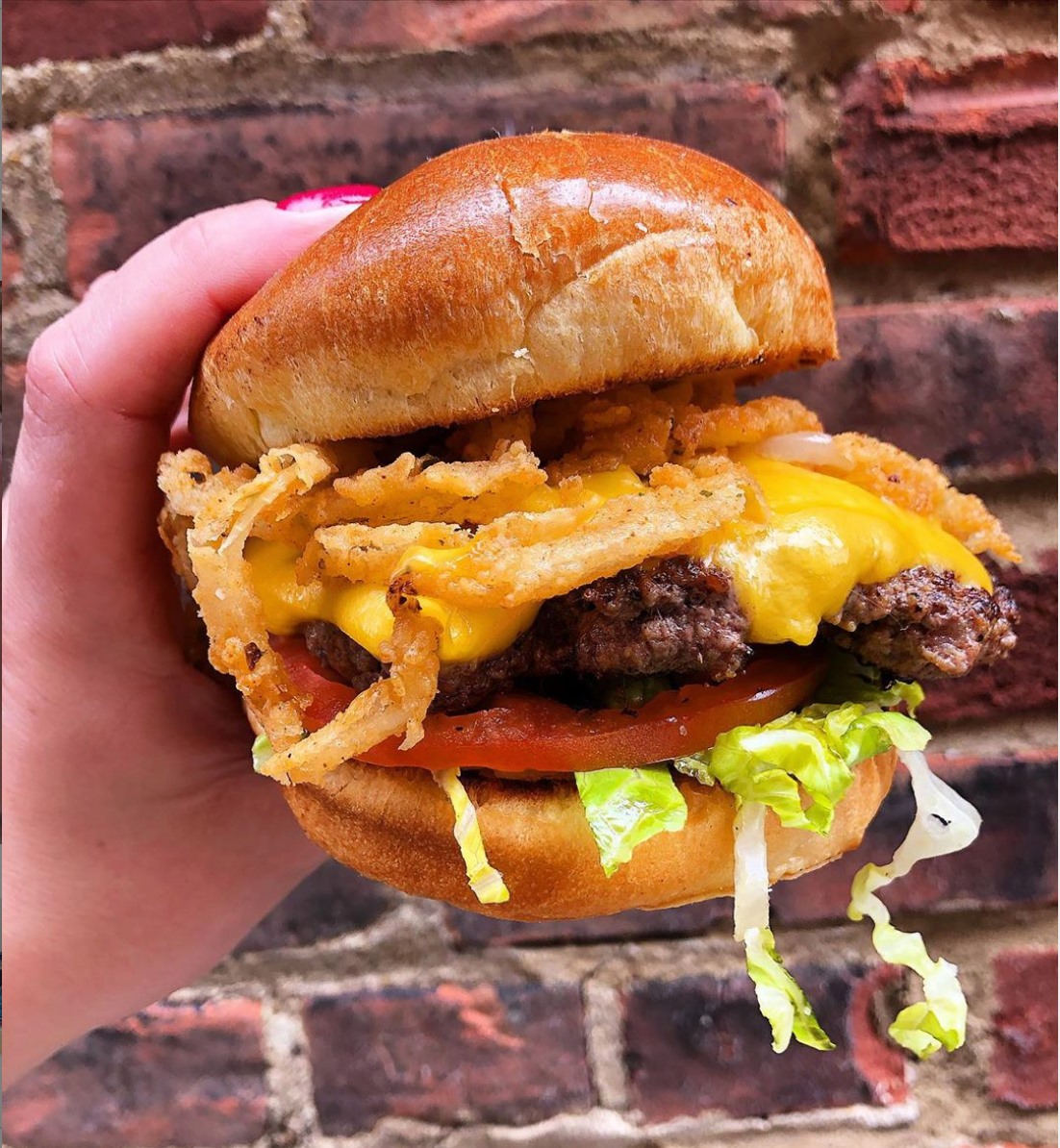 DetroitShoreway's tweet photo. Find a local restaurant for #TakeoutTuesday at https://t.co/SKgvCdgjIP. Lots of great options! #TakeoutTuesdayCLE (๐ธ@XYZtheTavern) https://t.co/AJrPZloqiF