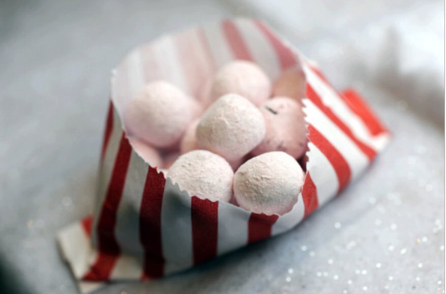 MarcCorbishley's tweet photo. Strawberry Bon Bons

Yes or No? https://t.co/5sfWQPbMyk