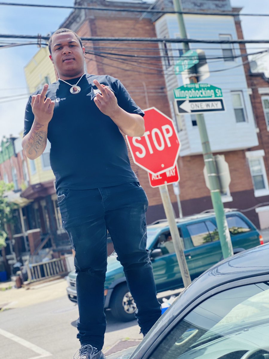 SaddiWorld24's tweet photo. I ain't never did no fraud, but I'm known for pullin' cards
Ask about me in my neighborhood, I'm known for goin' hard !2️⃣2️⃣  #GeezyDay #FreeDaGuys #LongLiveDaGuys #DaZoo #TNN https://t.co/Jk49SeBWcx