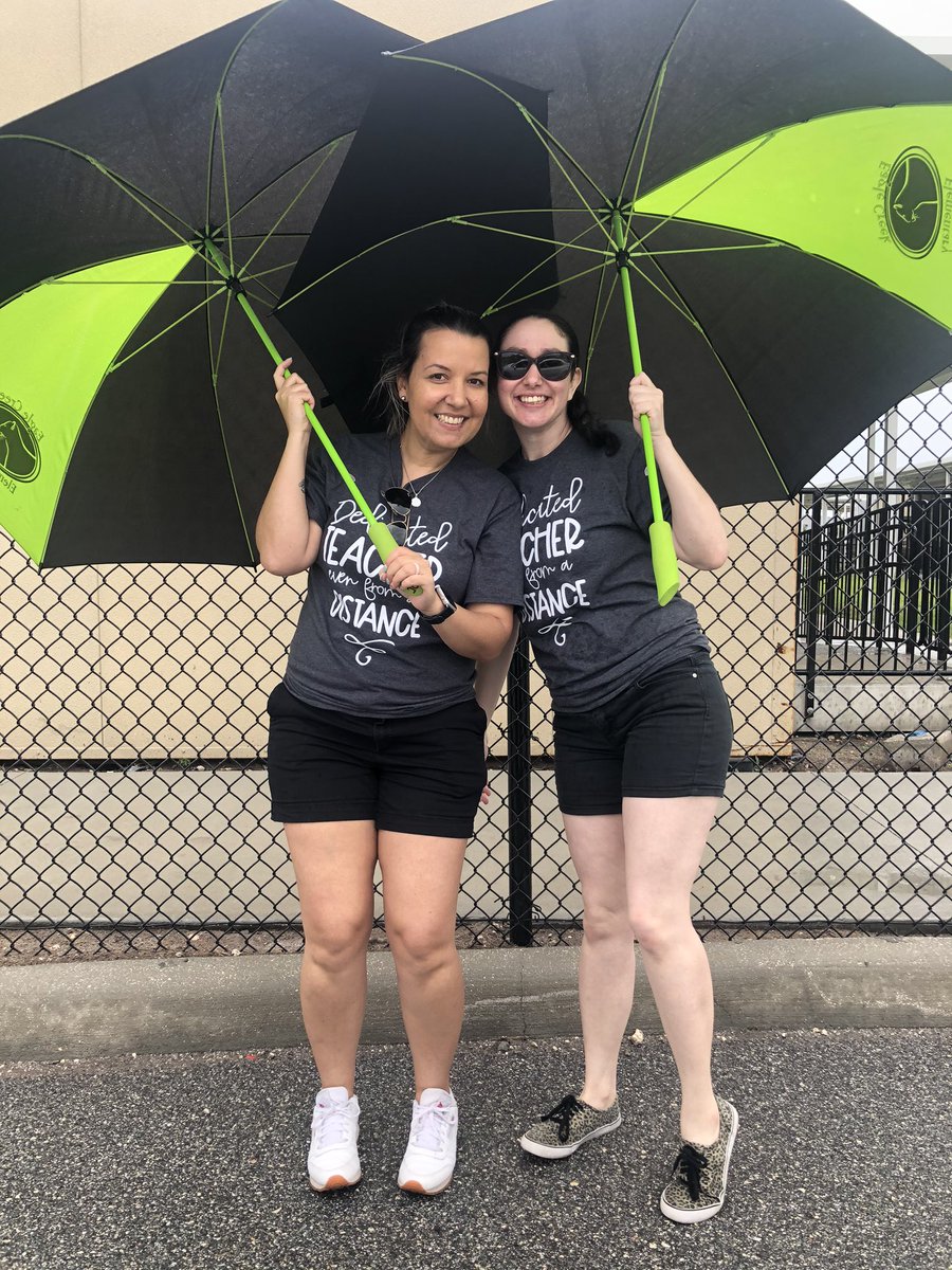 KarinaF72234104's tweet photo. @FerraroNieves @ECE_ELEM @ECE_Kinders thanks for all the love and teaching for our little ones they are incredible teachers 💖 Love 💘🥰 https://t.co/REt5qhFNgK