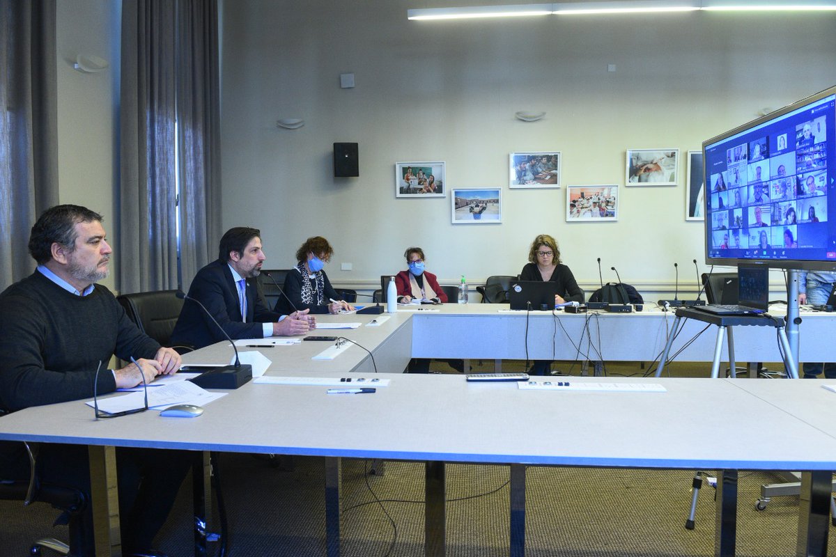 El ministro <a href="/trottanico/">Nicolás Trotta</a> se reunió con la representante de <a href="/UNICEFargentina/">UNICEF ARGENTINA</a>, Luisa Brumana, para trabajar en una agenda conjunta que promocione el acceso a una educación transformadora. argentina.gob.ar/noticias/el-mi…