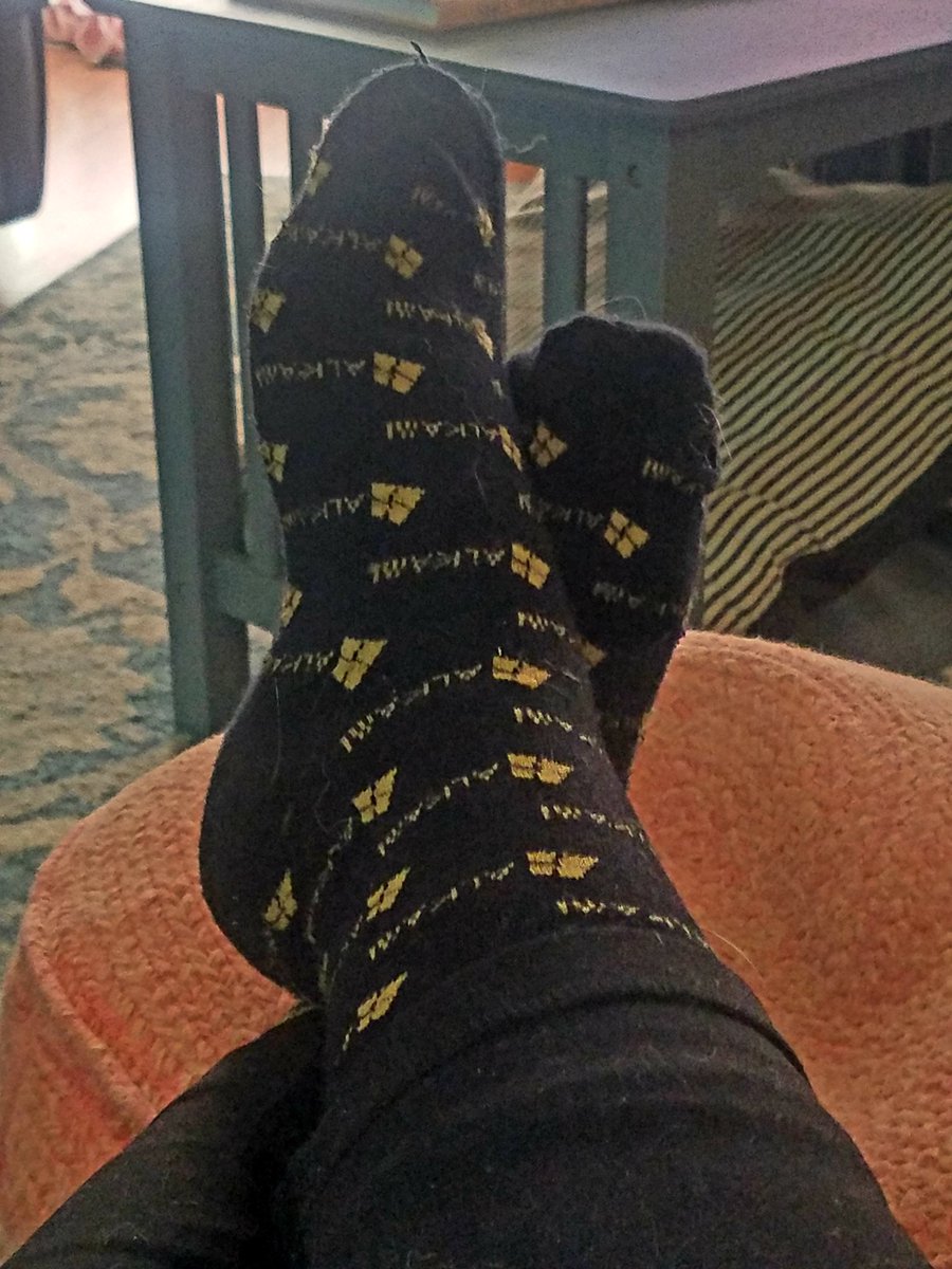 bcmisty's tweet photo. Jealous I have no gold shoes...guess I'll go with the next best thing...Alkami socks ...#alkamiunite2020 https://t.co/6Md3FSvaib