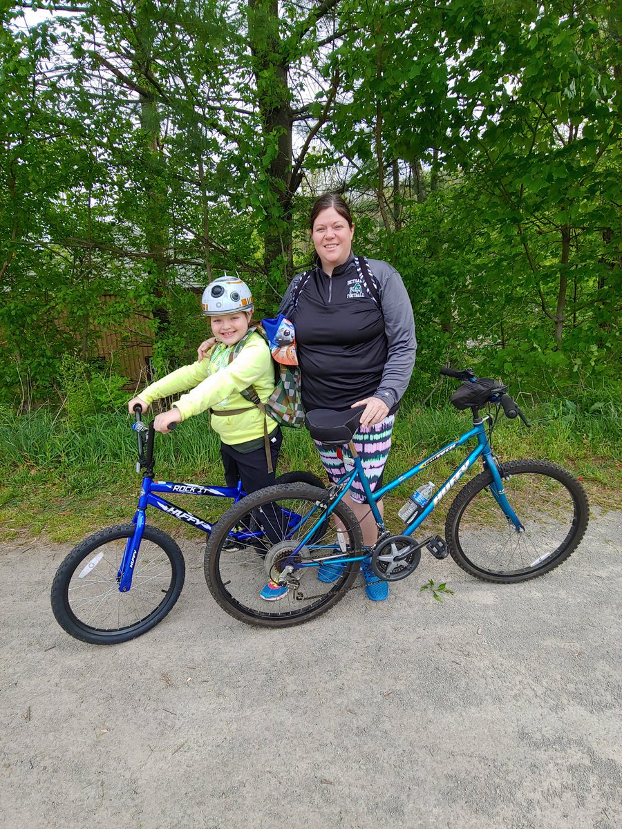 AmberShipley4's tweet photo. #birthdaybikeride #ohiopyletoconfluence #andback #22miles #iamtired #iwillfeelthistomorrow https://t.co/yAOgfDXUqO