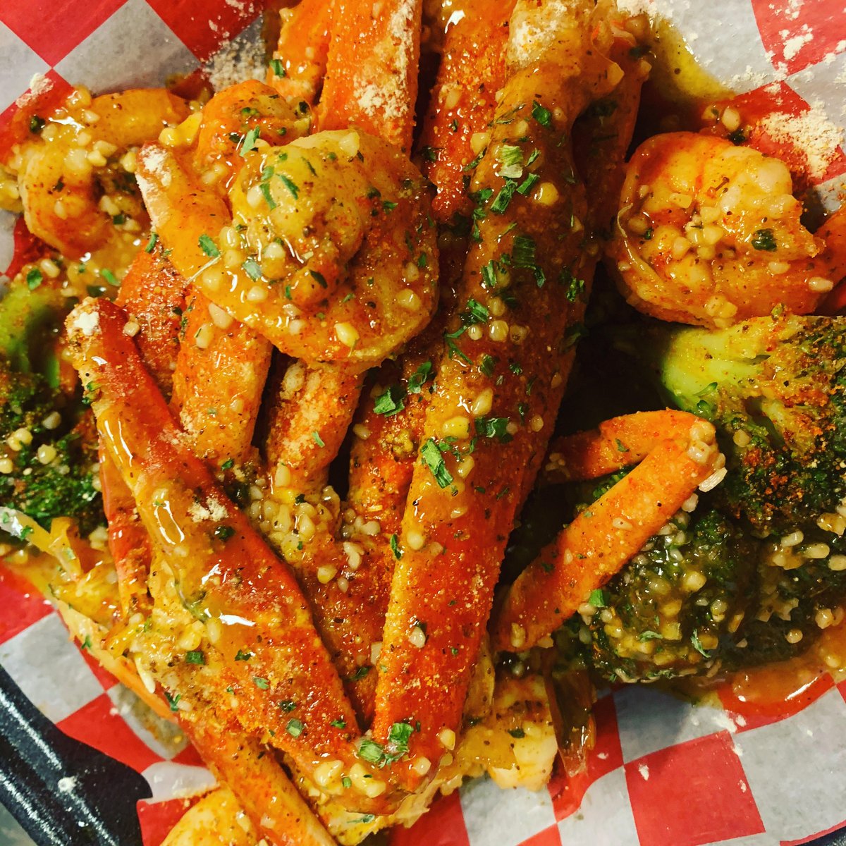 Yes we OPEN at 11am - 5pm (Covid-19 Store 🏬 Hours) It’s okay to be a little Greedy #WinginitWingss #WeEatingOverHere | winginitwings.com #Norristown