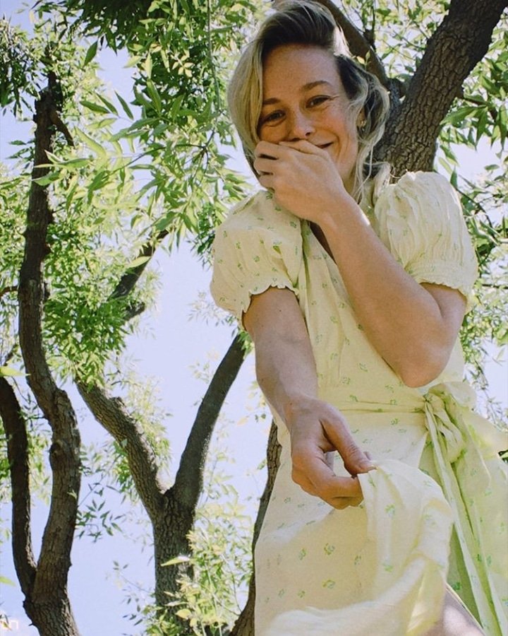 brie larson really is the cutestpic.twitter.com/gxmvgwx3zD.