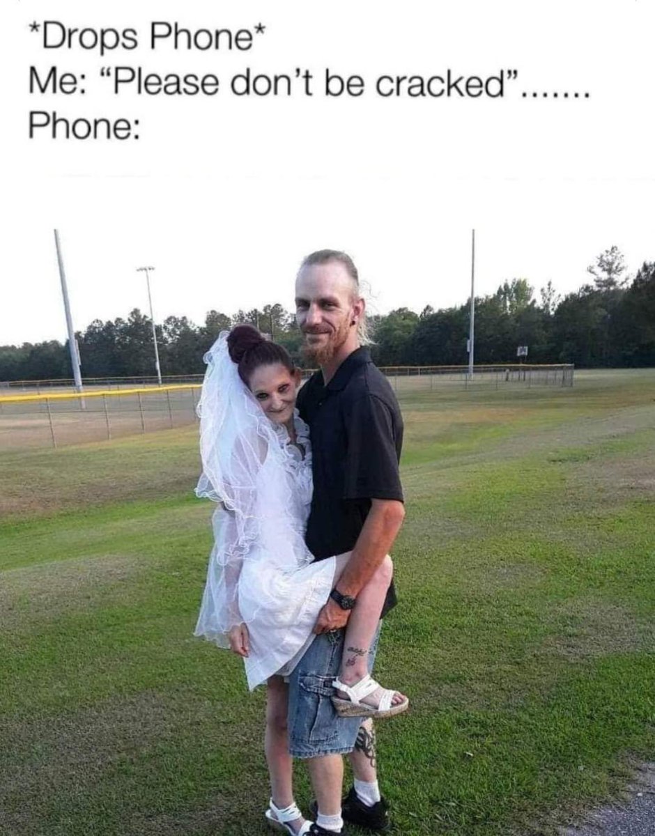 Cryptocuzzie's tweet image. Cracked another #iPhone 😢 back to life proof covers for me...