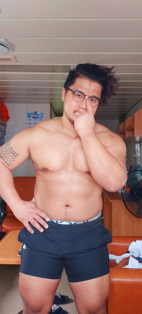 SeguraNiel's tweet photo. The thicccker..the bettter..🐼 https://t.co/Cp6UAbJl1f