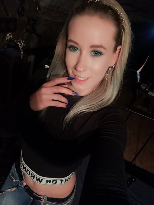 Good morning guys 😘 Are you bored? Look around here➡️https://t.co/9MMhVaF1mO &amp; https://t.co/EYp6uwlmhX<a href="/tag/follow"class="tags"><span>#follow</span></a><a href="/tag/sex"class="tags"><span>#sex</span></a><a href="/tag/new"class="tags"><span>#new</span></a><a href="/tag/smoking"class="tags"><span>#smoking</span></a><a href="/tag/porn"class="tags"><span>#porn</span></a><a href="/tag/fetish"class="tags"><span>#fetish</span></a><a href="/tag/tattoos"class="tags"><span>#tattoos</span></a>