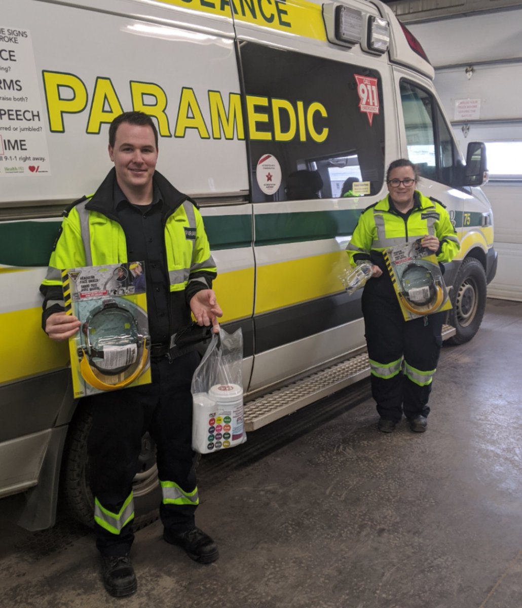 IslandEMS's tweet photo. Every day, our paramedics are doing everything possible to keep their patients and communities safe during this pandemic. Regular handwashing & equipment sanitizing, paramedics are suiting up when appropriate to keep themselves and others safe during this pandemic. #PSW2020 https://t.co/hZpLkqGy8t