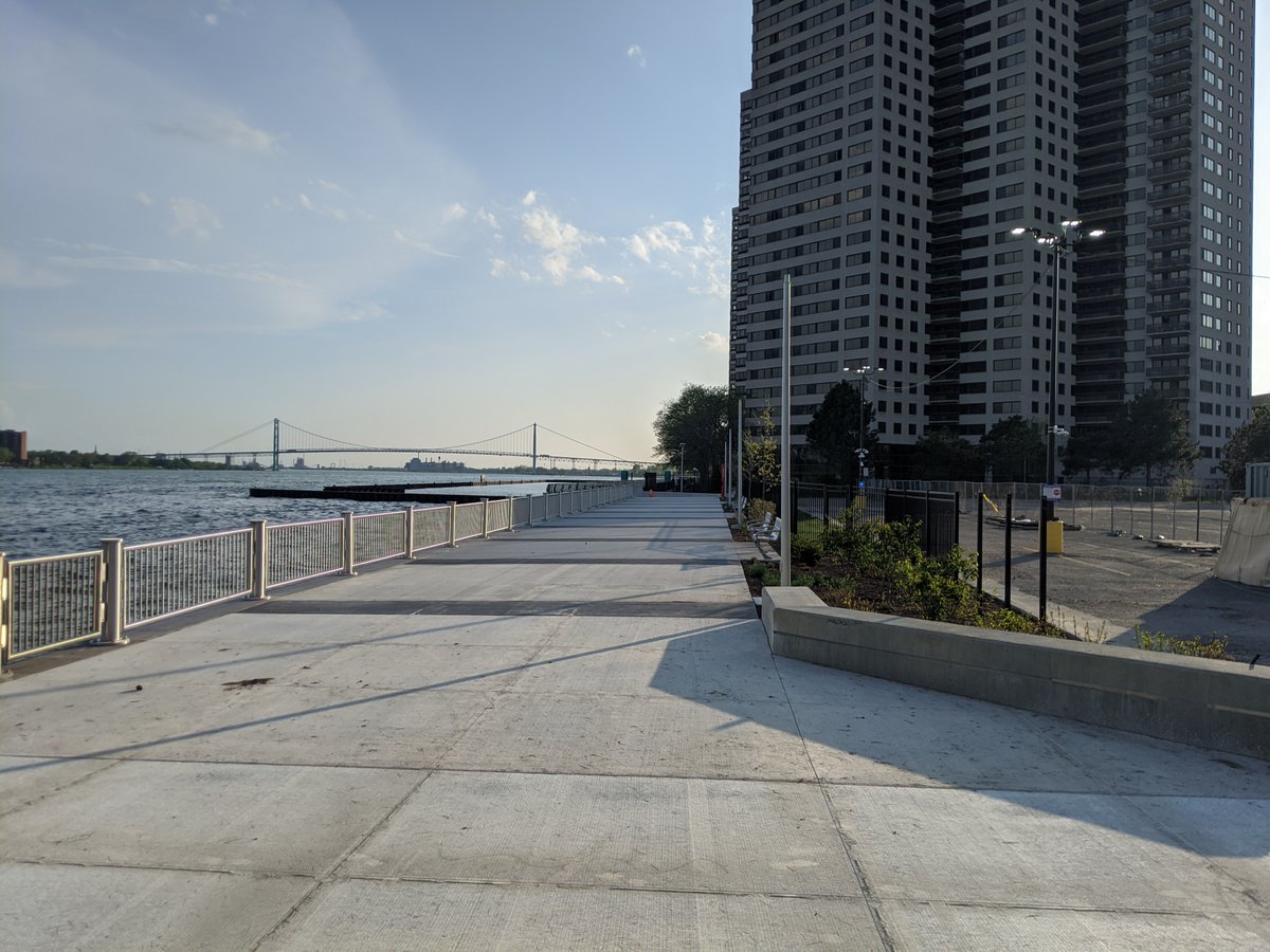 Detroit Greenways Coalition (@detroitgreenway) on Twitter photo New RiverWalk extension between Riverfront Apts & former Joe Louis Arena coming along. <a href="/DetroitRvrfrnt/">Detroit Riverfront</a> expects a summer completion.
detroitriverfront.org/news/detroit-r… New RiverWalk extension between Riverfront Apts & former Joe Louis Arena coming along. <a href="/DetroitRvrfrnt/">Detroit Riverfront</a> expects a summer completion.
detroitriverfront.org/news/detroit-r…