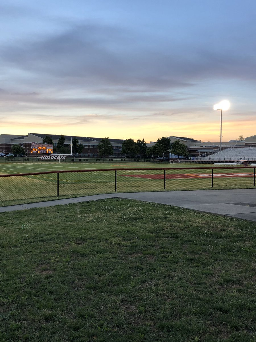 DStempSCPS's tweet photo. The lights are on at the stadium and the scoreboard is lit in honor of our 2020 Wildcat graduates!  #viewpride https://t.co/CjC3BDHwCa