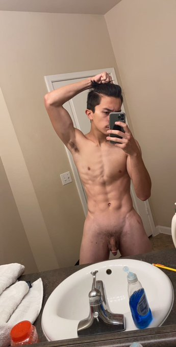 SamD1ck's tweet photo. With or without.?👀 Come chat w me on my new onlyfans 👉👉 https://t.co/n0y3LOJ1c3  ♥️ https://t.co/hOjjNhhUMW