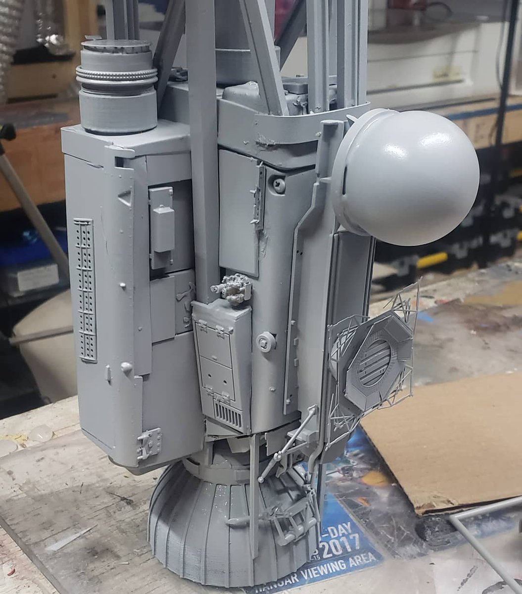 propstohistory's tweet photo. Kitbashing a noncanon ship, because i can. @ExpanseOnPrime @TheExpanseWR @JamesSACorey #kitbashing #modelmaking #modelspace #expanse #screamingfirehawks https://t.co/51Vikl91Ql