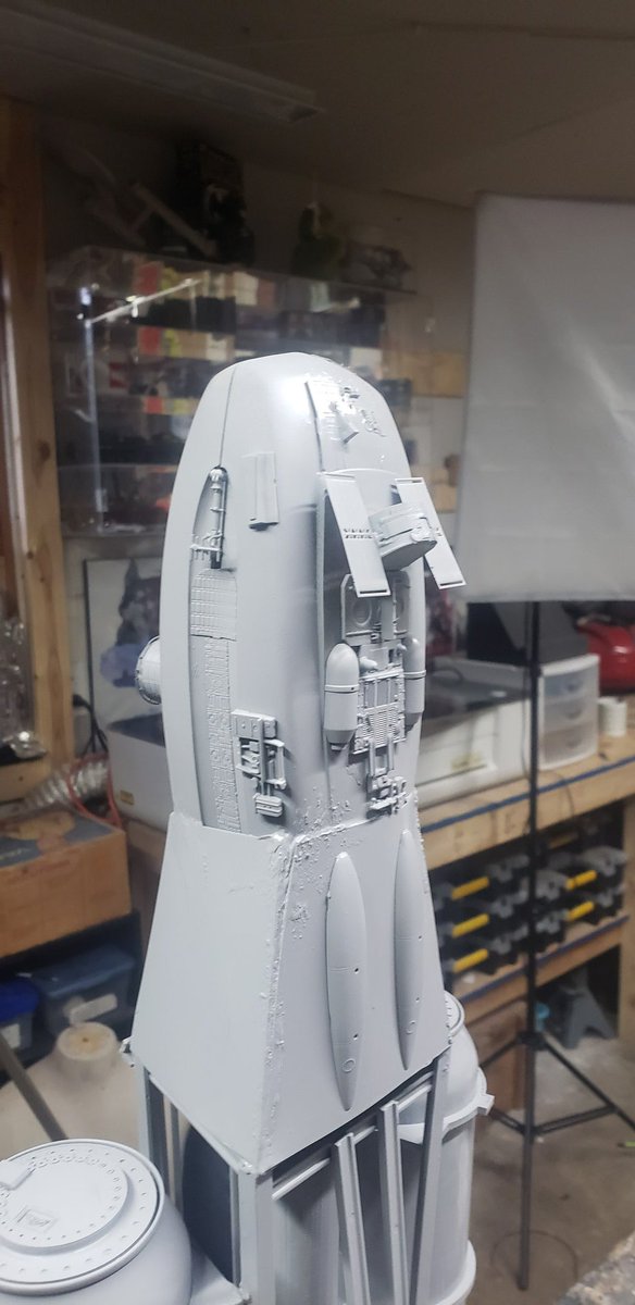 propstohistory's tweet photo. Kitbashing a noncanon ship, because i can. @ExpanseOnPrime @TheExpanseWR @JamesSACorey #kitbashing #modelmaking #modelspace #expanse #screamingfirehawks https://t.co/51Vikl91Ql