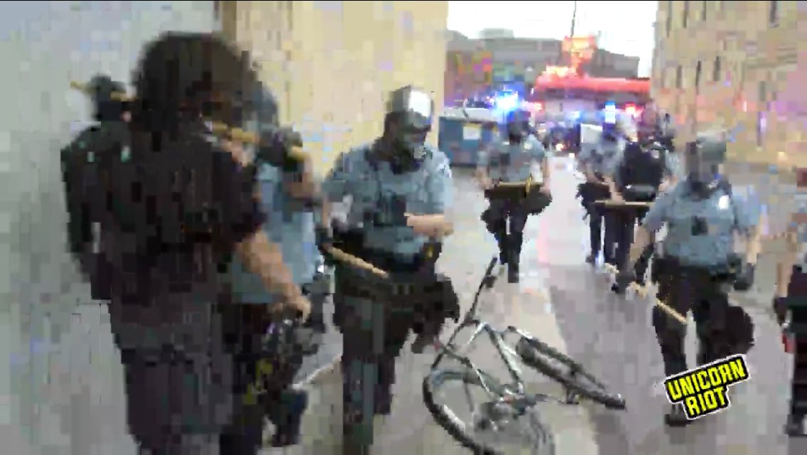 More police just arrived in riot gear, assaulted several reporters near the PD building, firing lots more tear gas now
