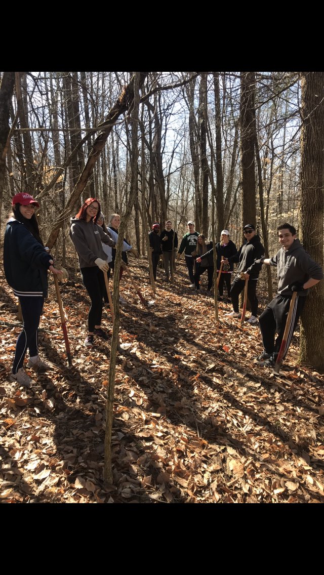 alessih's tweet photo. Imagine taking a Miami course on personal and ecological health where you create sustainable trails and then ride them! #makeitmiami #miamioh2024 https://t.co/DVTwMZb3GN