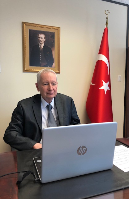 TC_HoustonBK's tweet photo. Ramazan Bayramı vesilesiyle Başkonsolosluğumuz ve @atahouston işbirliğiyle internet ortamı üzerinden bayramlaşma etkinliği düzenledik.

Ramazan Bayramımız kutlu olsun. https://t.co/uJPJHHd0P4
