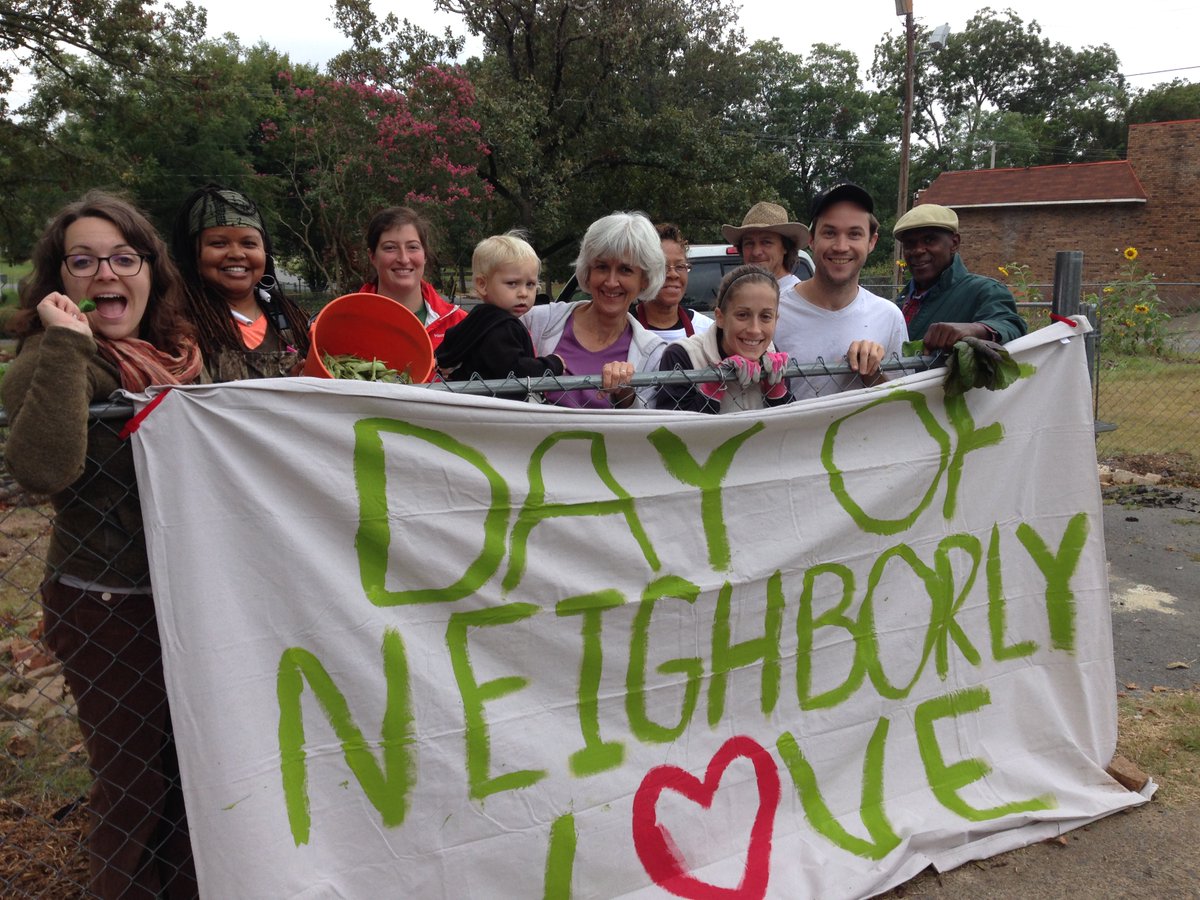 This changed everything. I bcame a member of ACO (ACORN's descendant) & learned how to be an organizer. 5 yrs of anti-displacement work, fighting to stop the privatization of public ed, strengthen renters' rights, & build structures for participatory city govt.