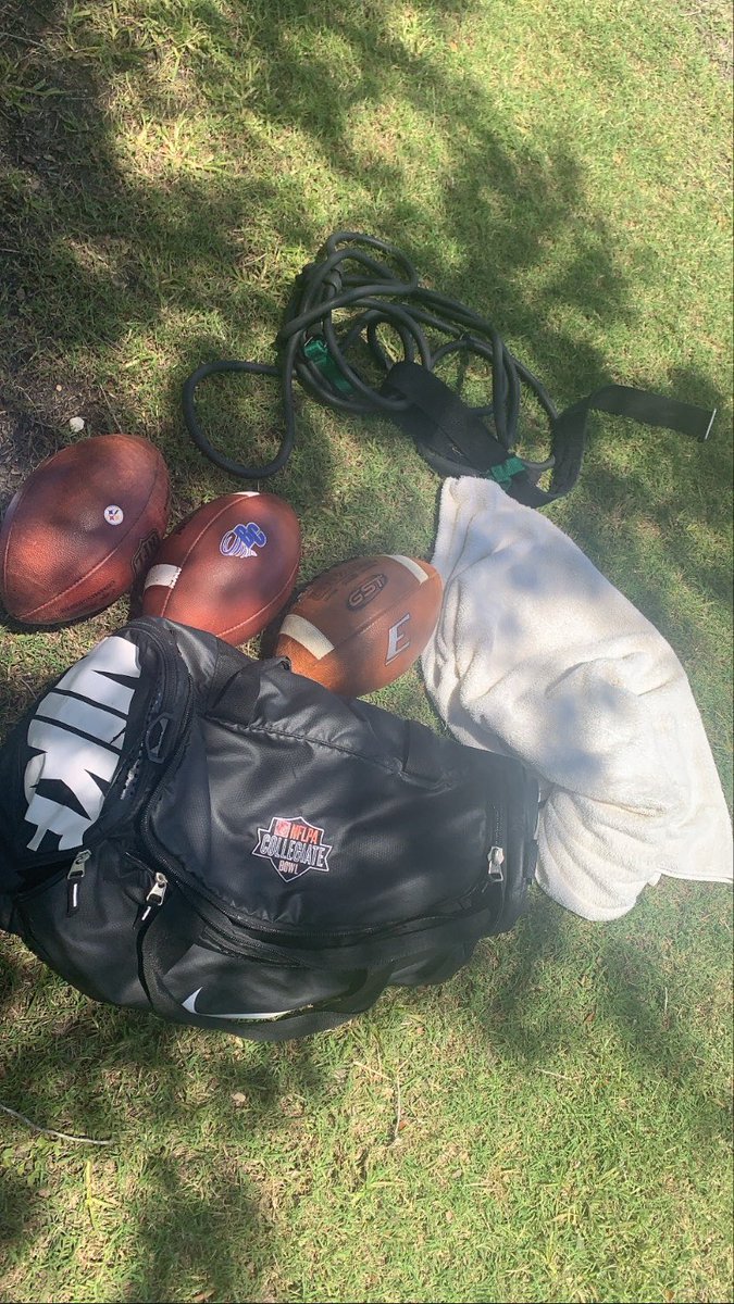 Coach_Kruz's tweet photo. The Five P’s:
Proper, Preparation, Prevents, Poor, Performance. 
  
Work your craft, whatever that is, at ALL times. Be obsessed with improving! https://t.co/n3gyXkSrMt