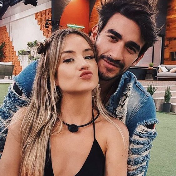 luvssccp's tweet photo. #Anthur é tão real como #GuiBi foi <3 HAHAHAHHA https://t.co/vxLwhJfF4N