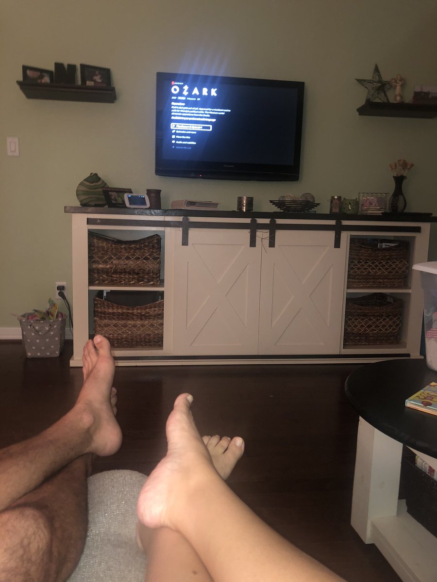 ANochlin's tweet photo. Summer bingo: Netflix Binge watching! #kdesummer #kdepride https://t.co/2IG2oQbkhZ