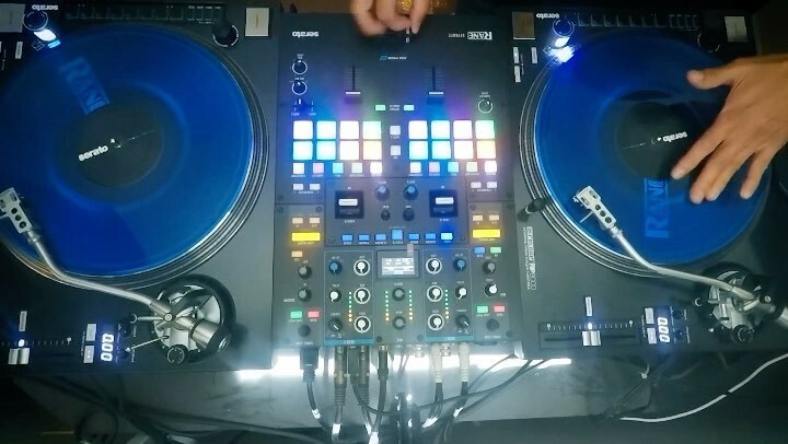dennisblaze's tweet photo. #banginthebreaks #bubblegummachine #herbalpert #polygrammercury @blacksheepdres #blacksheep #polygramrecords #mercuryrecords @reloopdj @ranedj #raneseventy #rp8000 View Video https://t.co/cRqlsFQdSP https://t.co/pBkj9Os0m1