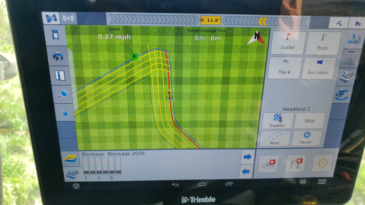 gpsontario's tweet photo. Today we did a side by side comparison for a Local Grower and his Sweet Corn system. Striptill vs Broadcast and full Tillage. Older Tech VS new Tech. This year will be very interesting. #ontag #sweetcorn #fertilestripping #lessfertilizer https://t.co/LAhCuQRhCe