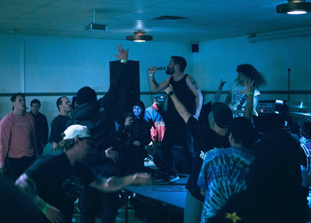 wzrdxmgk's tweet photo. take offense - 01.21.20 #lvhc #takeoffense #blackpathbooking https://t.co/PRgyGQslT7