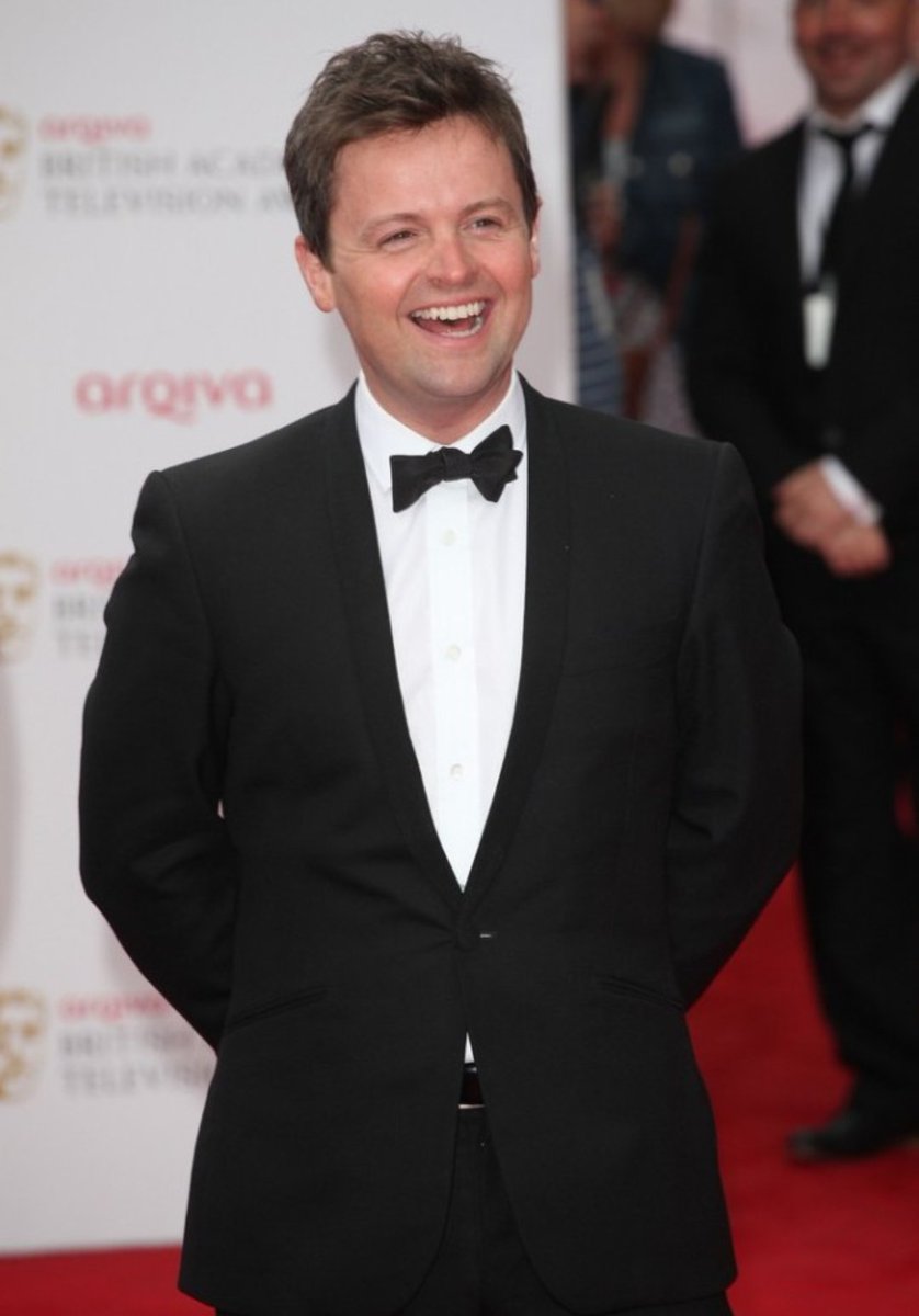KelliAnn_A's tweet photo. Styling in a tux๐๐ #DeclanTuesday https://t.co/IGfk2rmjgG