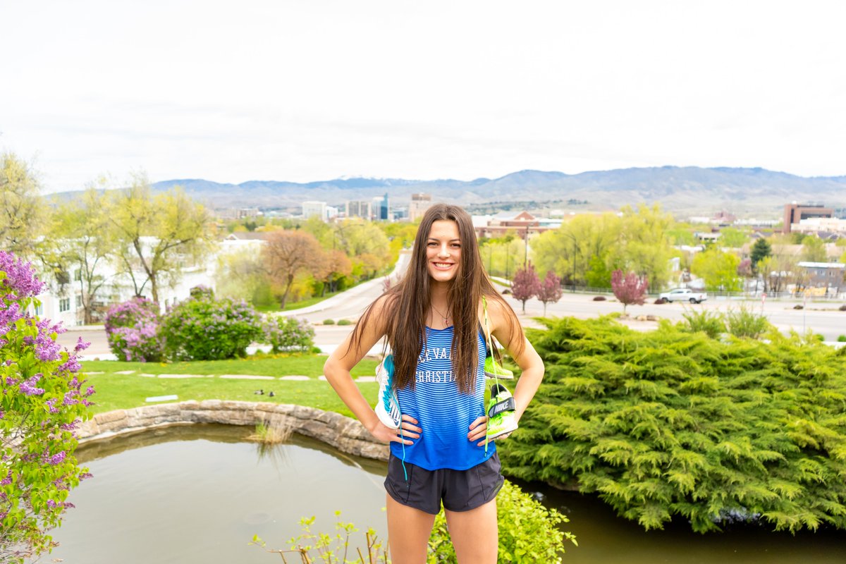 GoCVCS's tweet image. Track and Field Class of 2020

Brooke Weimer #SeniorNight

#GoCVCS #CHARGERPOWER