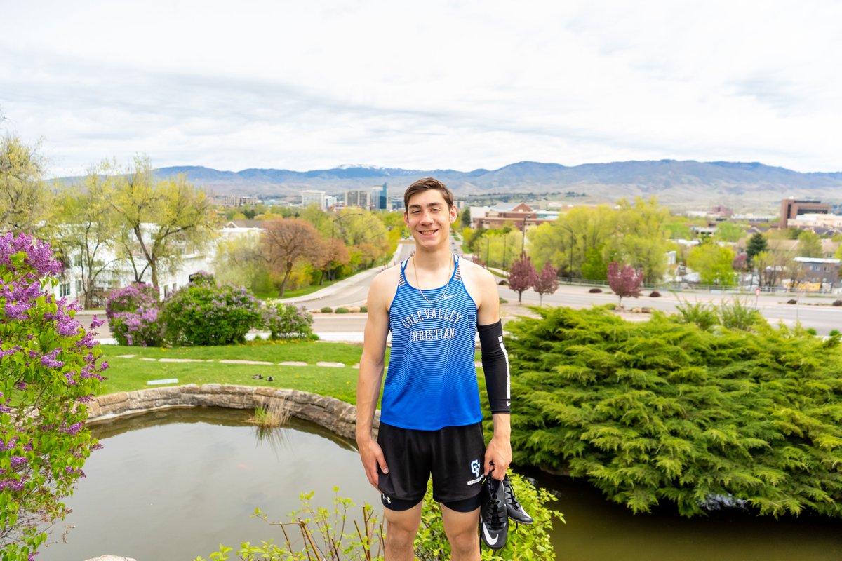 GoCVCS's tweet image. Track and Field Class of 2020

Dylan Tarbox #SeniorNight

#GoCVCS #CHARGERPOWER