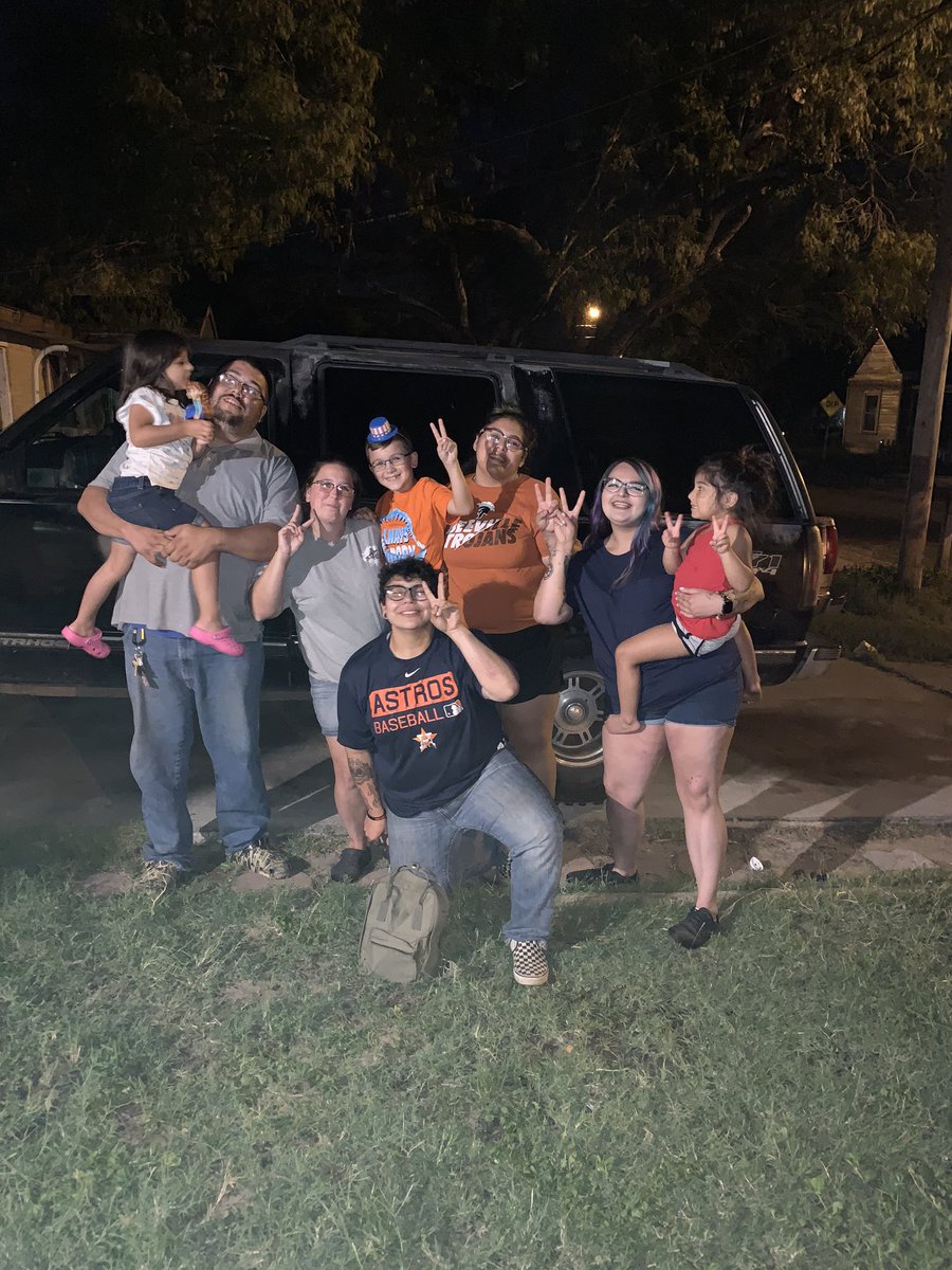 jayysimpin's tweet photo. LAKE SQUAD!! #lamesquad #yeeyee https://t.co/Tf8IIXbP0j