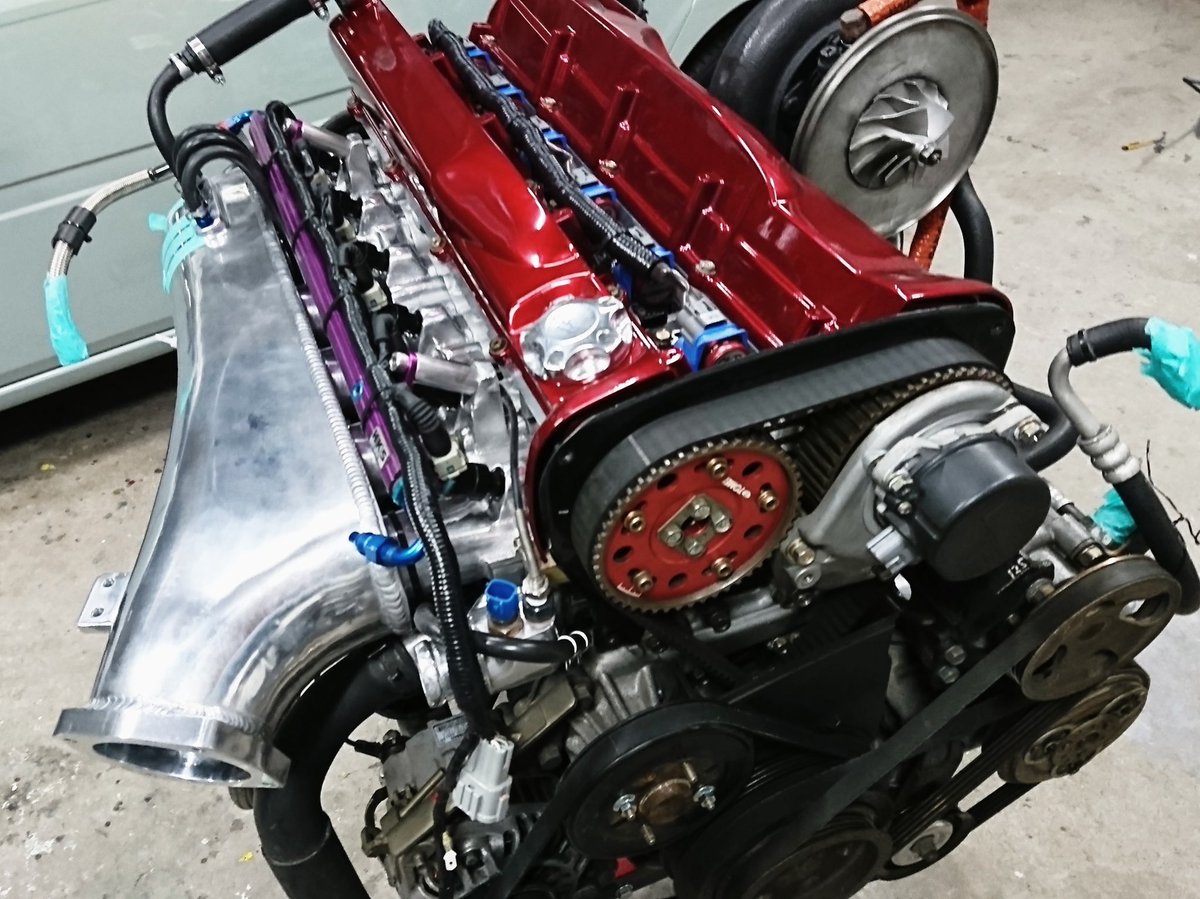 Chiro5 1area34expo主催 そしてrb25腰下をベースに Rb27化された心臓 ビッグシングルタービン Okd強化プラグ 消耗品類はほとんど交換 タペットカバー塗装 館林サージタンク新品 レッドハートrbエンジンって美しい 最強のer34 T Co Df2xetp11r