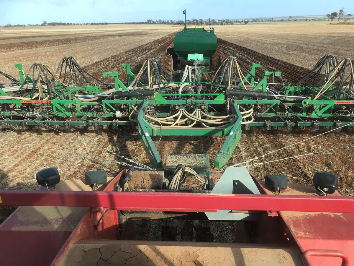 #Seeding still kicking on in Western Australia, despite the winds last week! 🌱
GrainCorp Grower Services Manager Chela Lamond said some paddocks were lifted and blown away – luckily not this one on her family’s farm in Kununoppin, about 250km north-east of Perth. (1/3)