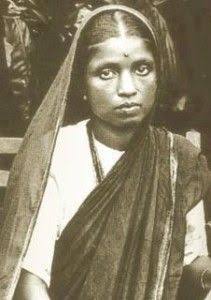 s_lanke's tweet photo. 9 कोटींची माता  त्यागमुर्ती रमाई माता  स्मृर्ती दिन माता रमाईस विनम्र अभिवादन व मातेस कोटी कोटी प्रणाम 💙💙💙💐💐💐 https://t.co/65vu20D4Ch