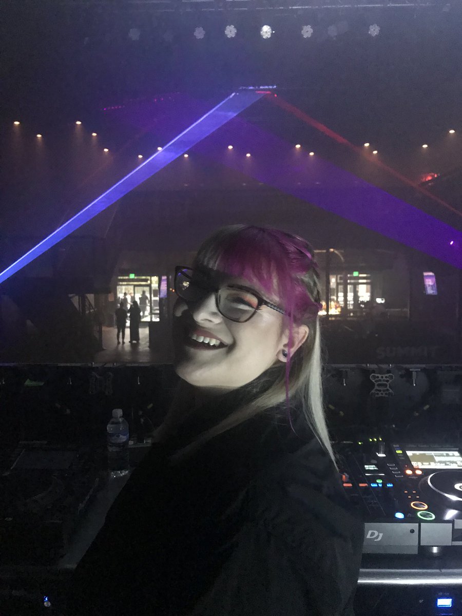 Mother Lotus tweet media