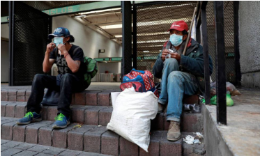 Zharick__27's tweet photo. Una socióloga de la @UNALOficial, en @rcnradio destaca la dificultad de garantizar la vida, la salud y la alimentación en #cuarentena: “es muy improbable de cumplir toda vez que Colombia es, según datos de la @cepal_onu 2018, el país de mayores desigualdades en América Latina”. https://t.co/acUqFeFaju
