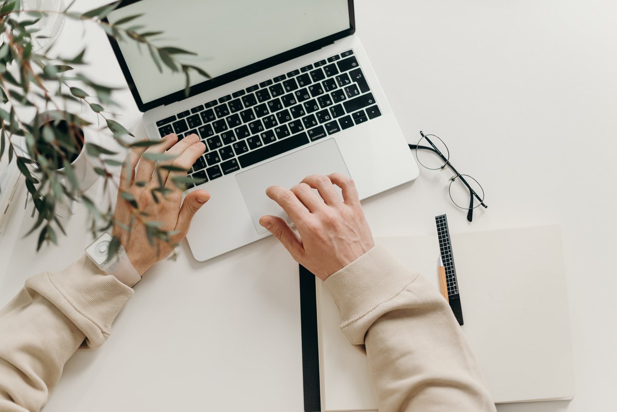 KLCrecruitment's tweet photo. Performance management for many managers is a scenario that is often put in the "too hard" basket, but why? This weeks blog post helps you as an employer successfully implement and manage an effective performance management plan! #KLCRecruitment #BlogPost
https://t.co/NqYQLdMw5z https://t.co/bGbSYHFzuK