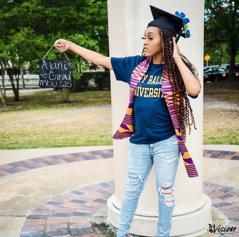 raw content 🥵 tweet media