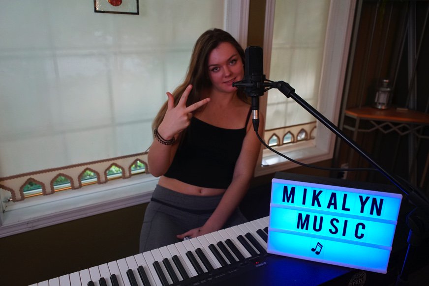 MikalynFans's tweet photo. Play it again #Hayters Mikalyn @MikalynMusic
#interview &amp; performance from 5/24/20 #COLMS Canadian Original Live Music Series https://t.co/8yWI6qwwMC
@soFX_Canada
#Canadian #pianist #vocalist #voice #talent #Yamaha #piano #indie #musician #Canada #singer #songwriter #Mikalyn 🎹🇨🇦 https://t.co/JjWlFbYne6