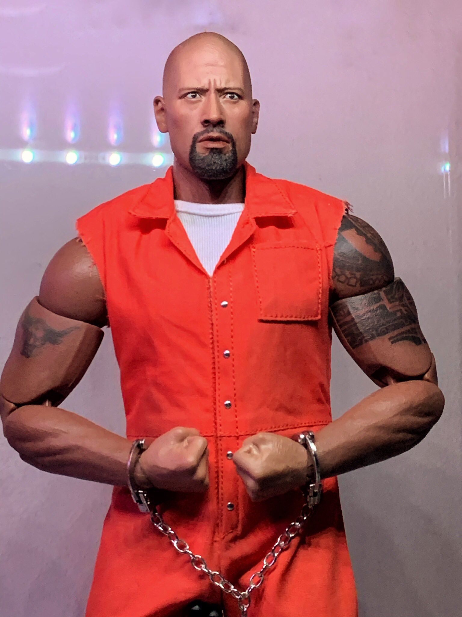 マーベラス S Nd ロック様演じるホブスもwolfking製品にhottoys G Iジョーの専用素体を付けた物 顔はhottoysよりこのヘッドの方が特徴を捉えていてこちらをチョイス 問題点は本人の筋肉がさらに大きくなり過ぎてこの大型マスキュラー マーベラス S Nd ロック様演じるホブスもwolfking製品にhottoys G Iジョーの専用素体を付けた物 顔はhottoysよりこのヘッドの方が特徴を捉えていてこちらをチョイス 問題点は本人の筋肉がさらに大きくなり過ぎてこの大型マスキュラー