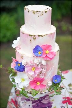 A thread of Zendaya as Wedding Cakes