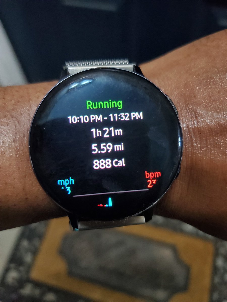taraw's tweet photo. 5.59 miles. Not bad for someone w/a bum ankle coming back from rehab/injury. Not at previous 8 mile/8-10 minutes BUT it's just a matter of time. Ankle gave me a little trouble 2day but pushed through & made it happen despite intermittent rain.
#teamgetfit #jogging #slowbutsteady https://t.co/3zrueUTbSo