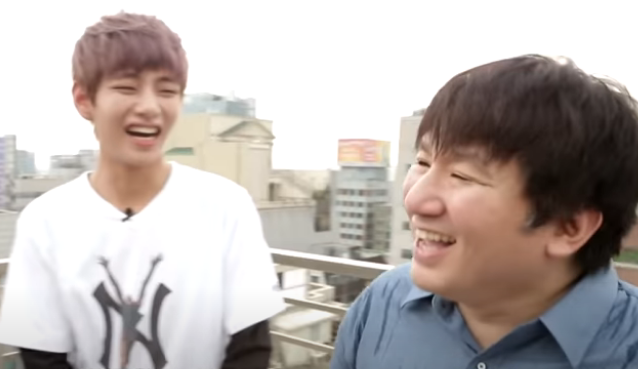 BKV_you's tweet photo. Taehyung and Bang PD smiling together will never be not heartwarming. I always love watching the old videos of @BTS_twt . The boys really don't change much (from the looks of it).
#cryagain #postBREAKTHESILENCEmood https://t.co/18m5IVfb5g