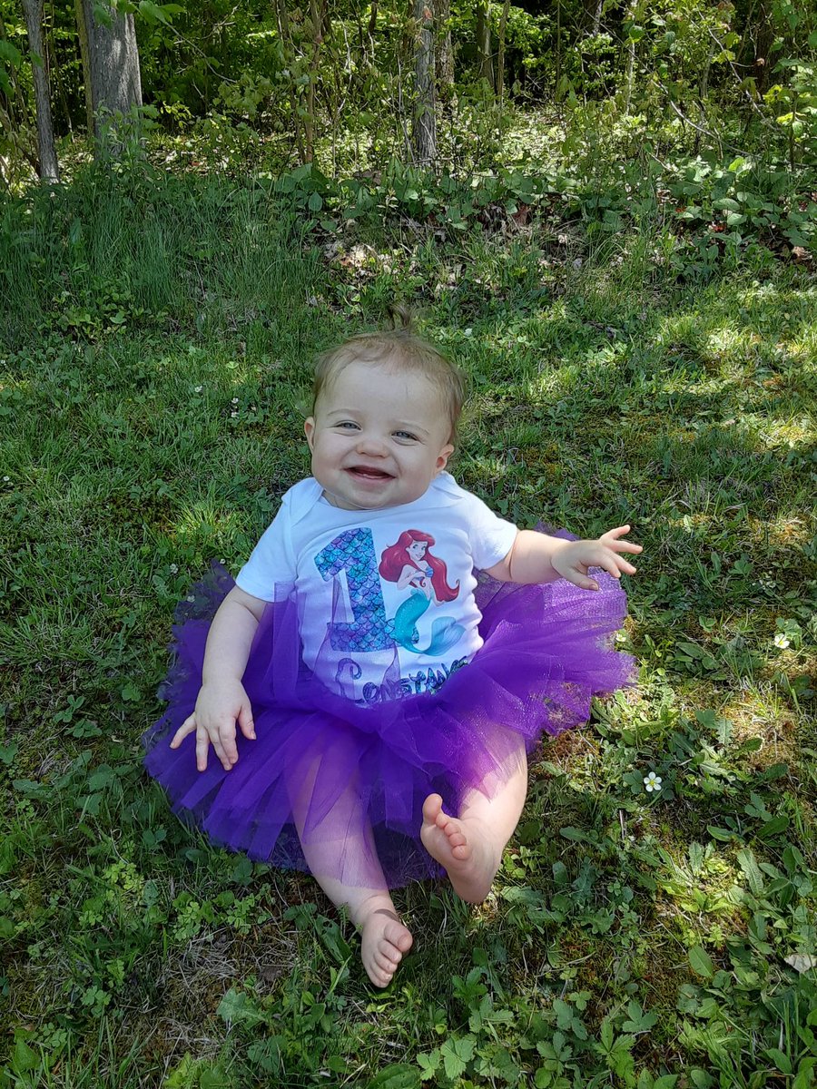 MissAlexisBrink's tweet photo. Celebrating her 1st birthday during these crazy times, she always brings the sunshine! Here’s to one full year of love and laughter and so many more to come 💕💕 https://t.co/mTG6YYQkHr