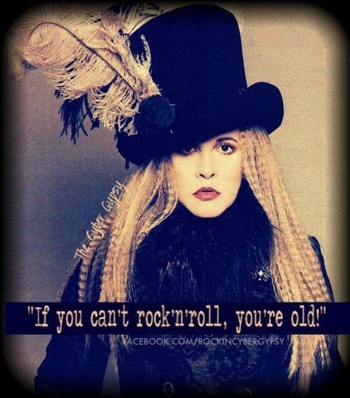 GldDustWmn's tweet photo. ... rock on #GoldDustWoman 🎵❤️🎵
~ Birthday Blessings #StevieNicks !! 💥💜💥 #RockGoddess #Legend #BohoQueen ~ https://t.co/CMXSD4UtBK